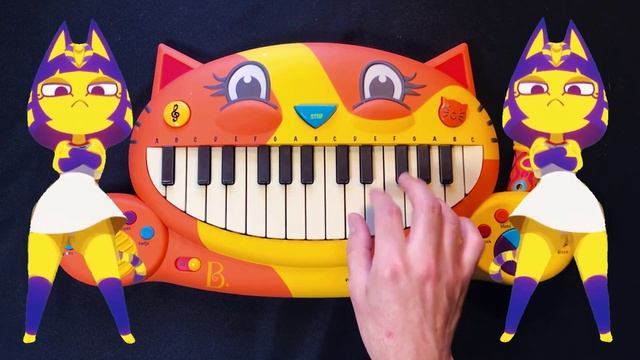 Yellow Egyptian Cat Meme on CAT PIANO - Ankha Dance смотреть онлайн