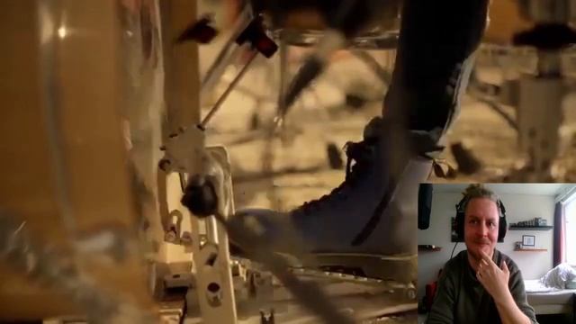 Johi Burst into tears while listening The Warning - The Pretender ( Foo Fighters ) смотреть онлайн