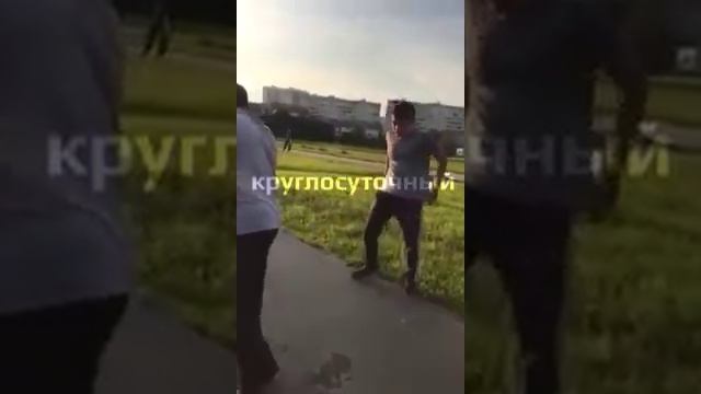 Кавказкий халк решил показать кто тут батя смотреть онлайн