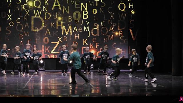 SMART DANCE, "Тишина должна быть в библиотеке" - хореограф Денис Новиков смотреть онлайн