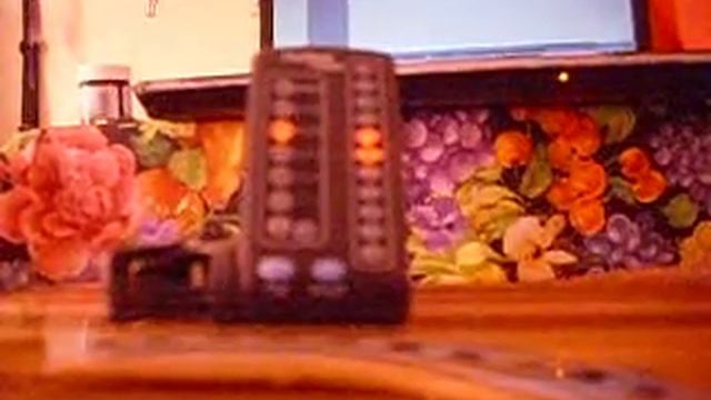 Guitar tuner http://www.chinabuye.com/clip-on-digital-electronic-t80ga-led-automatic-guitar-tuner смотреть онлайн