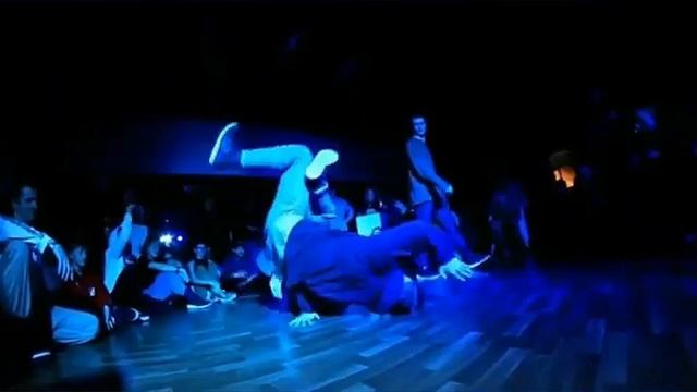 Break Dance.Клуб Адреналин. смотреть онлайн