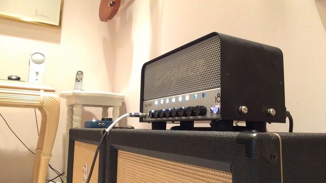 Bogner Atma Head - Orange PPC112 cab - Gibson Les Paul Signature T смотреть онлайн