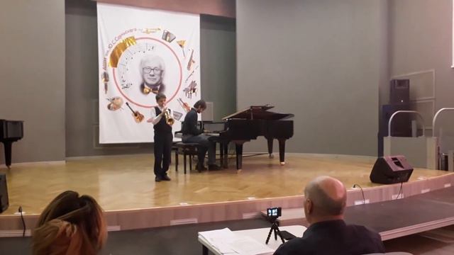 "Адажио" Т.Альбинони. Играет Арсений смотреть онлайн