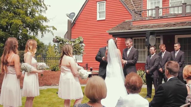 Charming, backyard style wedding | Seattle Wedding Video {delano productions} смотреть онлайн
