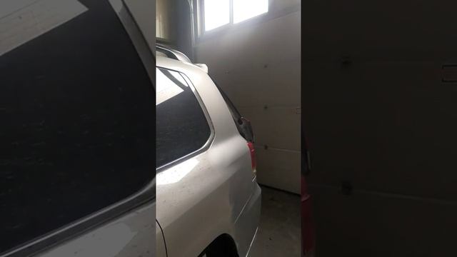 Установили электропривод задней двери на Toyota Land Cruiser 200 2011 года. смотреть онлайн