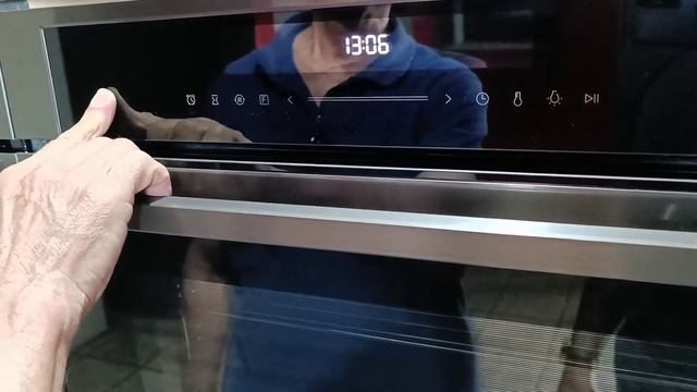 כניסה ו יציאה ממצב דמו לתנור אפיה בנוי IRSHMANS  דגםMMT 70110 מאת רונן מנשה