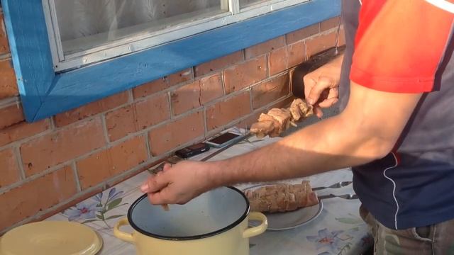 Шашлык из свинины на даче смотреть онлайн
