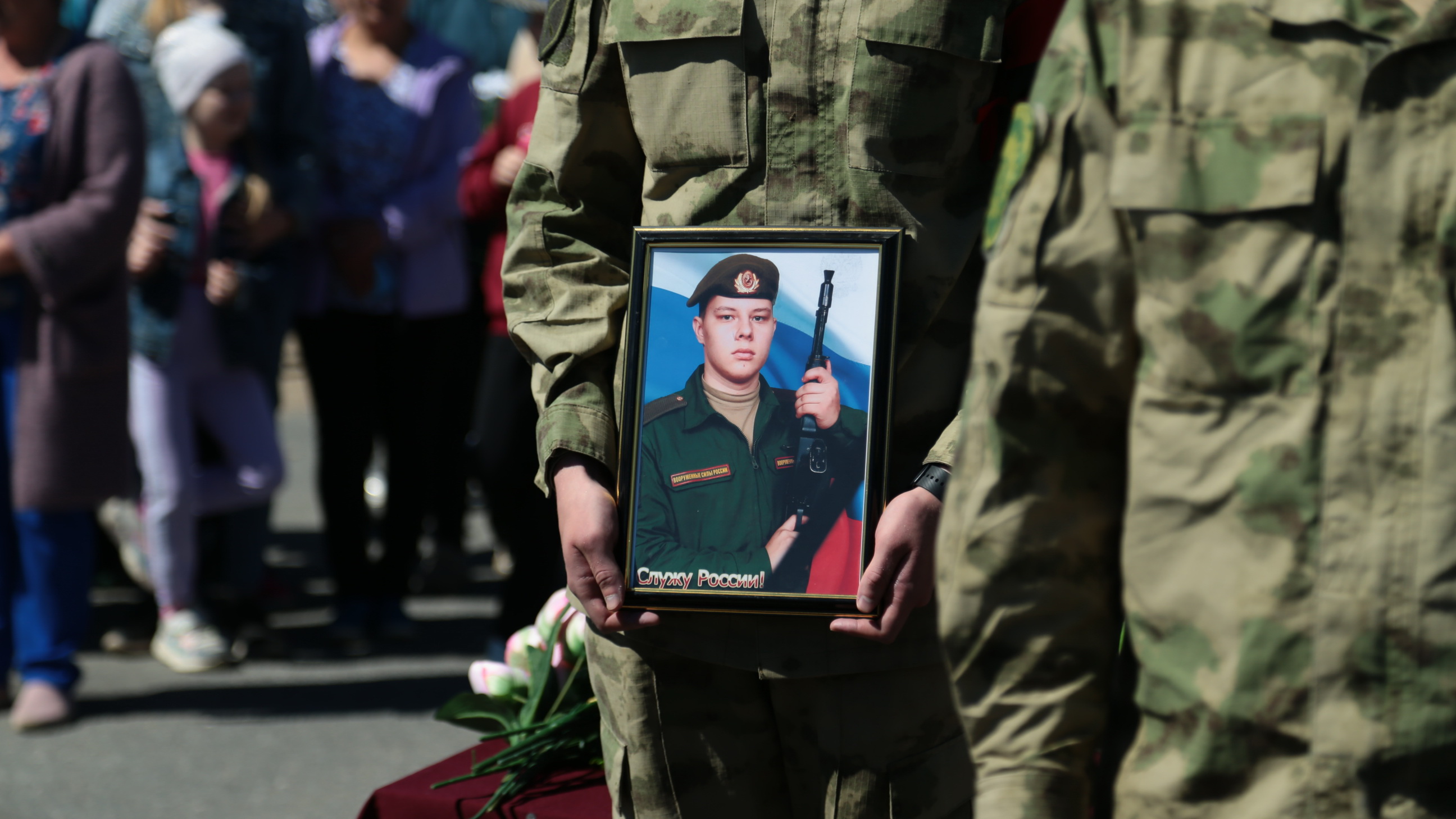 Владимир Уйба о прощании с Максимом Дёминым, героически погибшим во время спецоперации на Украине смотреть онлайн