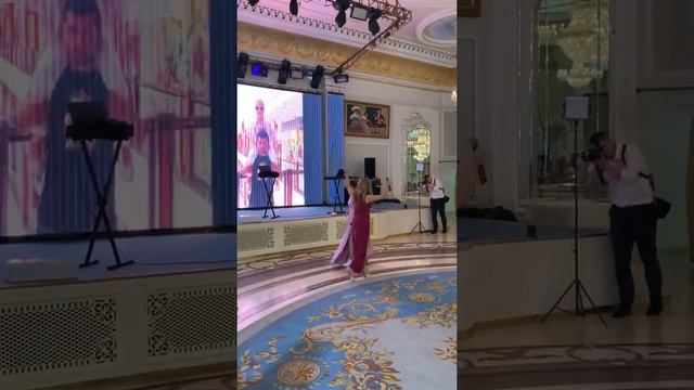 Армянская свадьба в Москве. Подарок сестер брату. Армянская свадьба в Москве. Загородный очаг смотреть онлайн