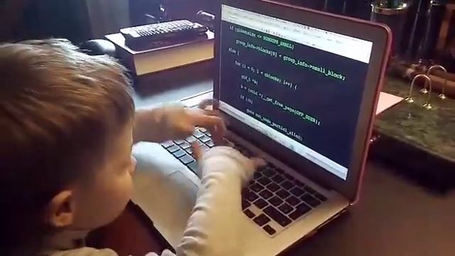 ШОК: 4х летний программист заработал $1 000 000 смотреть онлайн