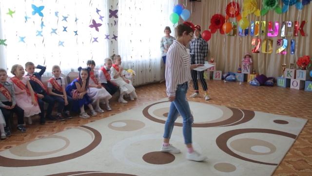 Торжественный Выпускной 2021. Детский сад 18 "РОДНИЧОК". Спасск-Дальний смотреть онлайн