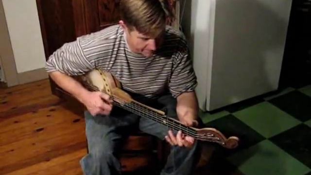 Frank Lee playing "Beautiful Doll" on tackhead banjo made by Deep Creek Strings смотреть онлайн