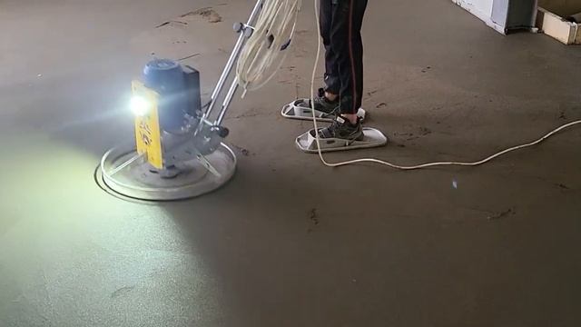 Коттеджный поселок Малаховский лес - полусухая стяжка пола. РемПодряд смотреть онлайн