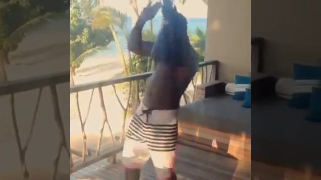 TURNIN UP IN FIJI!!! смотреть онлайн