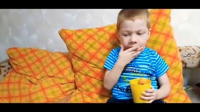 Обзор морозильной камеры??, о вкусах детей??, Богдан помошник?♂️ смотреть онлайн
