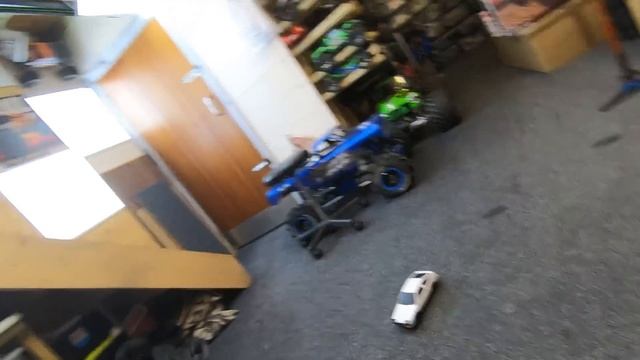 World's Cheapest RC Drift Car - How bad can it be! смотреть онлайн