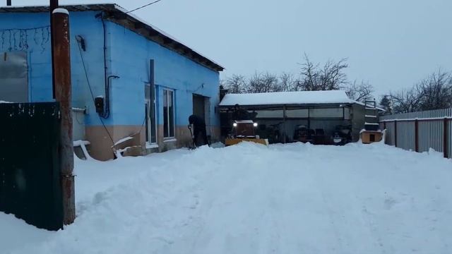 чистим снег самодельным трактором готовимся кататься на стелс капитан и буран смотреть онлайн