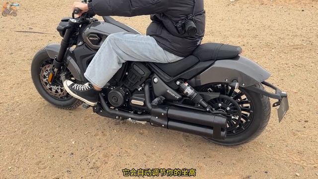 Benda V4 Black Flag 500 First Walkaround and Start Engine смотреть онлайн