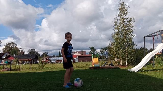 как играть в футбол смотреть онлайн