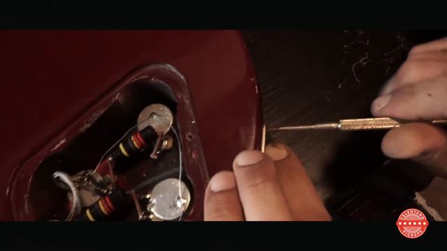 Celentano pickups - Simone Gianlorenzi - Classic PAF upgrade - LP 93 смотреть онлайн