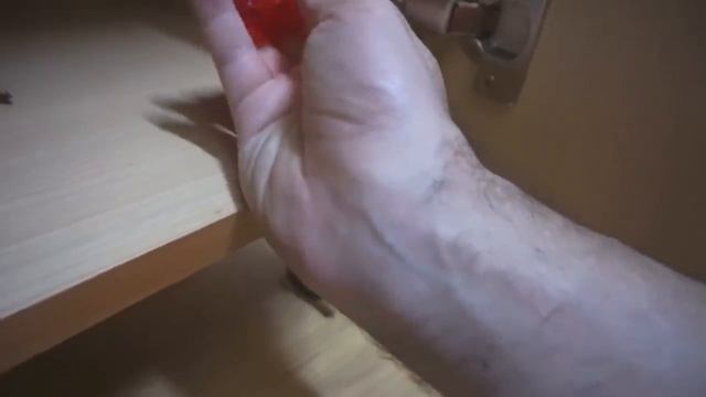 How to Mount & Adjust Concealed furniture Hinges (Häfele) смотреть онлайн