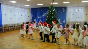 новогодний утренник в средней группе