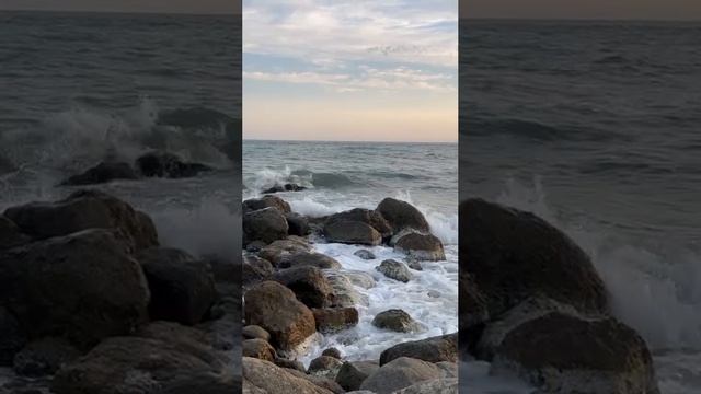 Архипо-Осиповка сентябрь 2023 года ? Чёрное море штормит ? Видео: @barracuda_86 смотреть онлайн