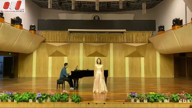 Pang Yayuan. Шэньчжэнь. Китай. Фестиваль «Венские звезды». Вена. Австрия by RussianAustria.com смотреть онлайн