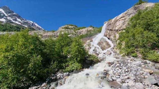 Алибекский водопад(2) смотреть онлайн