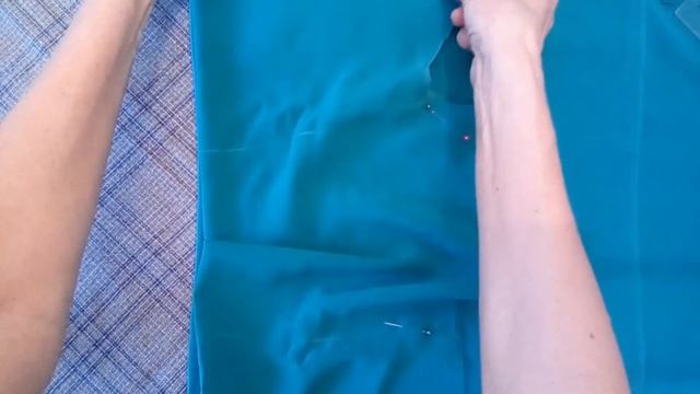 Блузка с ассиметрией по нижнему краю смотреть онлайн