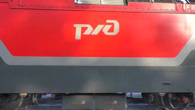 2ЭС10-158 "Гранит" следует резервом через о.п. Компрессорный Завод смотреть онлайн