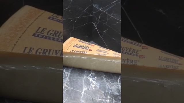 Швейцарский традиционный сыр ГРЮЙЕР I Le Gruyère AOP I Хамон и сыр смотреть онлайн