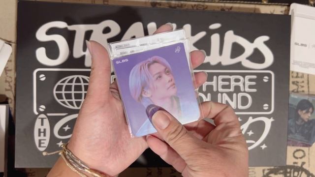 Unboxing Stray Kids Z Flip5 Special Edition ??? смотреть онлайн