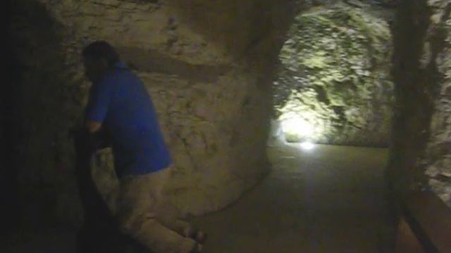 Хорватия, Омиш, в пещере Св. Леопольда смотреть онлайн