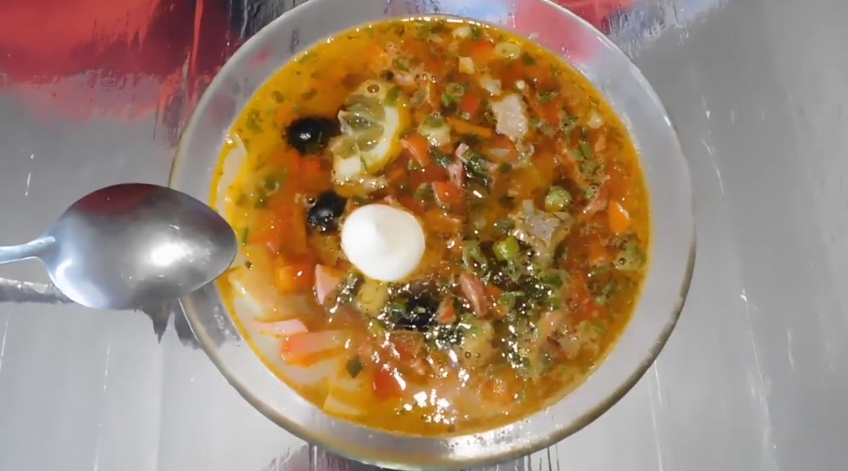 Солянка сборная мясная , приготовление кухня крош