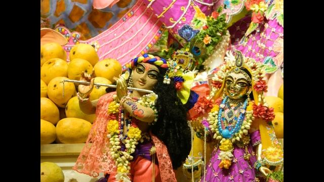 Hare Krishna Maha Mantra|chanting With Srila Prabhupada|