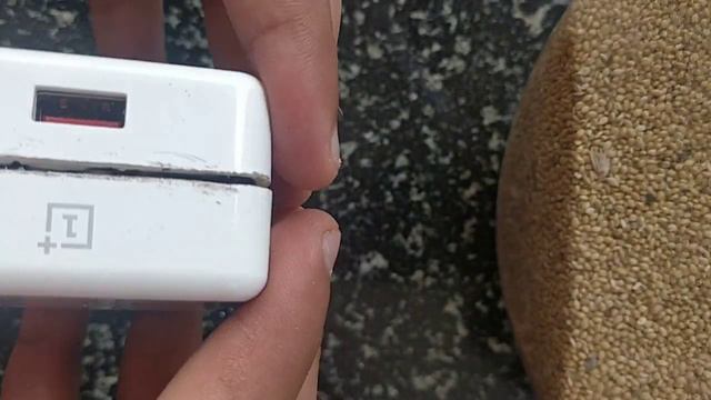 How To Open OnePlus Charger Adapter / Oneplus Wrap/Dash Charger Teardown