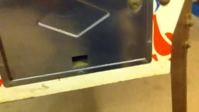 How to drill out the lock to open an arcade game or pinball machine смотреть онлайн