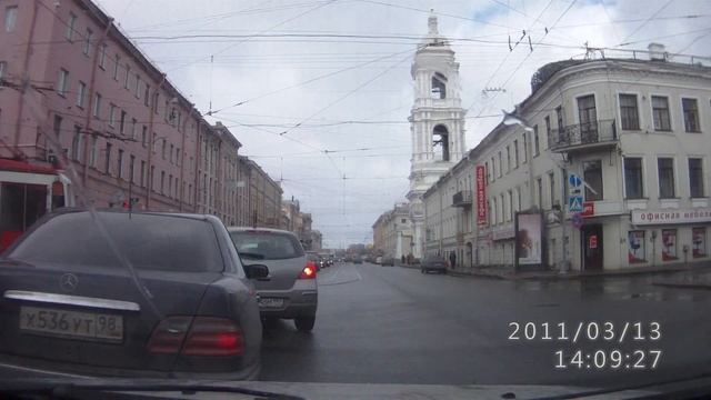 ДТП.Санкт-Петербург.Кадетская линия д.25.13.03.2012 смотреть онлайн