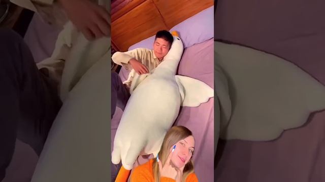 #гусь #с #сюрпризом #игры #игрушки #детям #обзоры #обзор #игрушка #мягкиеигрушки смотреть онлайн