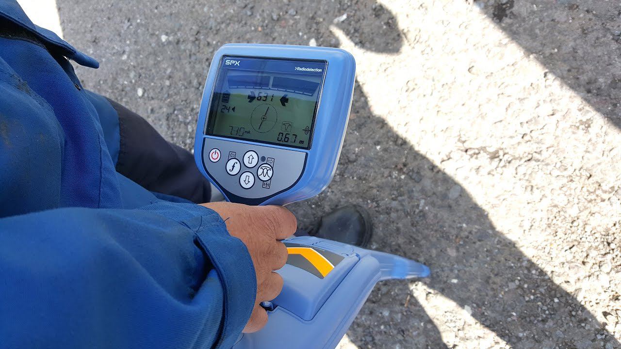 Трассоискатели RD8100 и RD7100 - поиск кабельных линий на практике смотреть онлайн