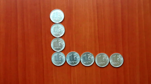 ЗАГАДКА С МОНЕТАМИ - передвинуть одну монету, чтобы в каждом ряду было по 5 монет