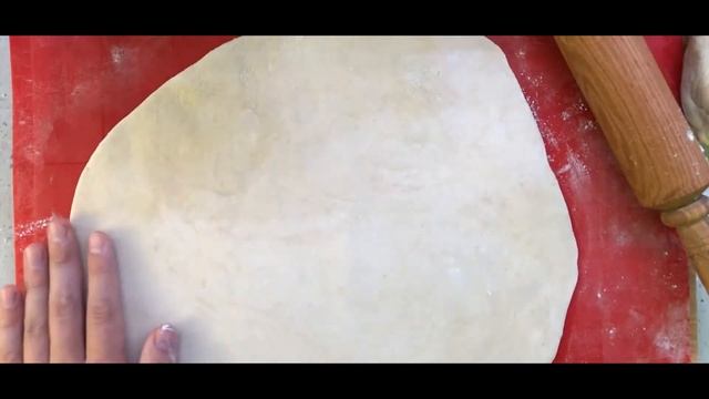 Пицца маргарита. Видео как приготовить домашнюю пиццу маргариту в домашних условиях в духовке. смотреть онлайн