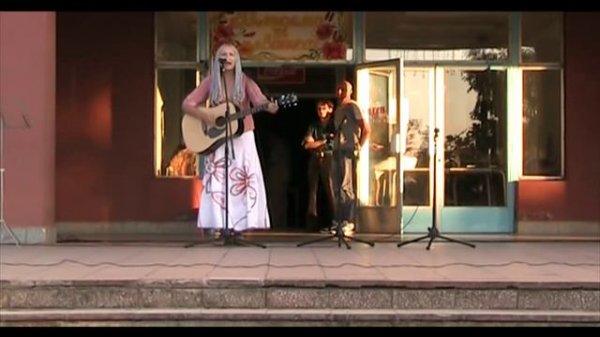 Алёна Ворона