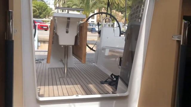 Beneteau Oceanis 38.1 2019 - Charter Yacht Review