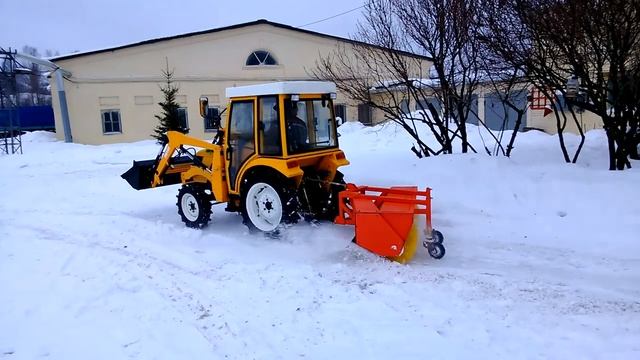 Щетка на DF 244 смотреть онлайн