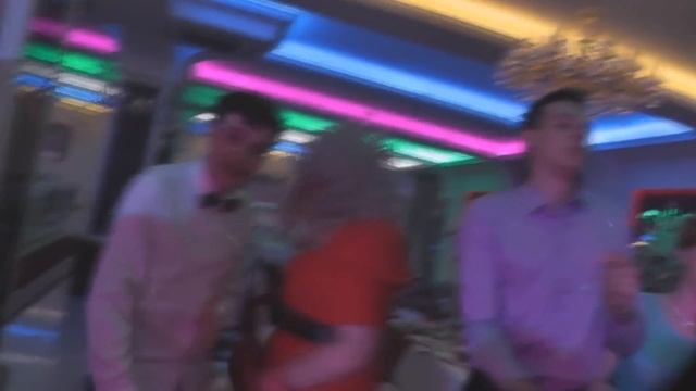 VLOG:У НАС НА ВЫПУСКНОМ ВЫСТУПАЛА ГРУППА СЕРЕБРО /ДИКИЕ ТАНЦЫ