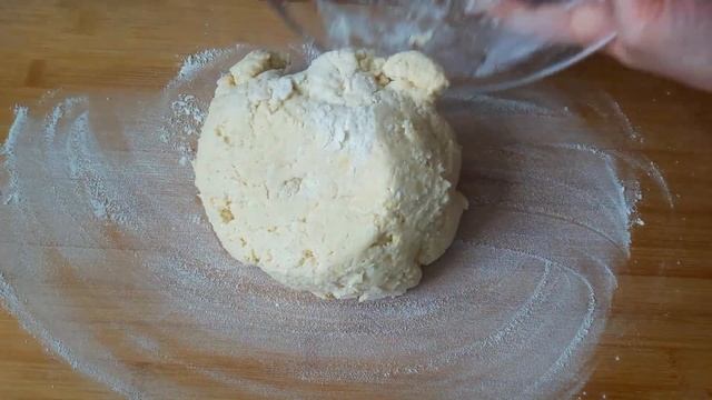 ?ТВОРОЖНЫЕ БУЛОЧКИ.МЯГКИЕ И АРОМАТНЫЕ.БЕЗДРОЖЖЕВОЕ ТЕСТО!ПРОСТОЙ РЕЦЕПТ! смотреть онлайн