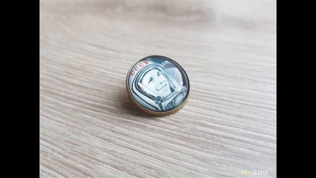 Значок с Юрой | #Обзор